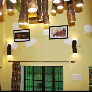 https://monalisa-hostel.hotels-varanasi.com