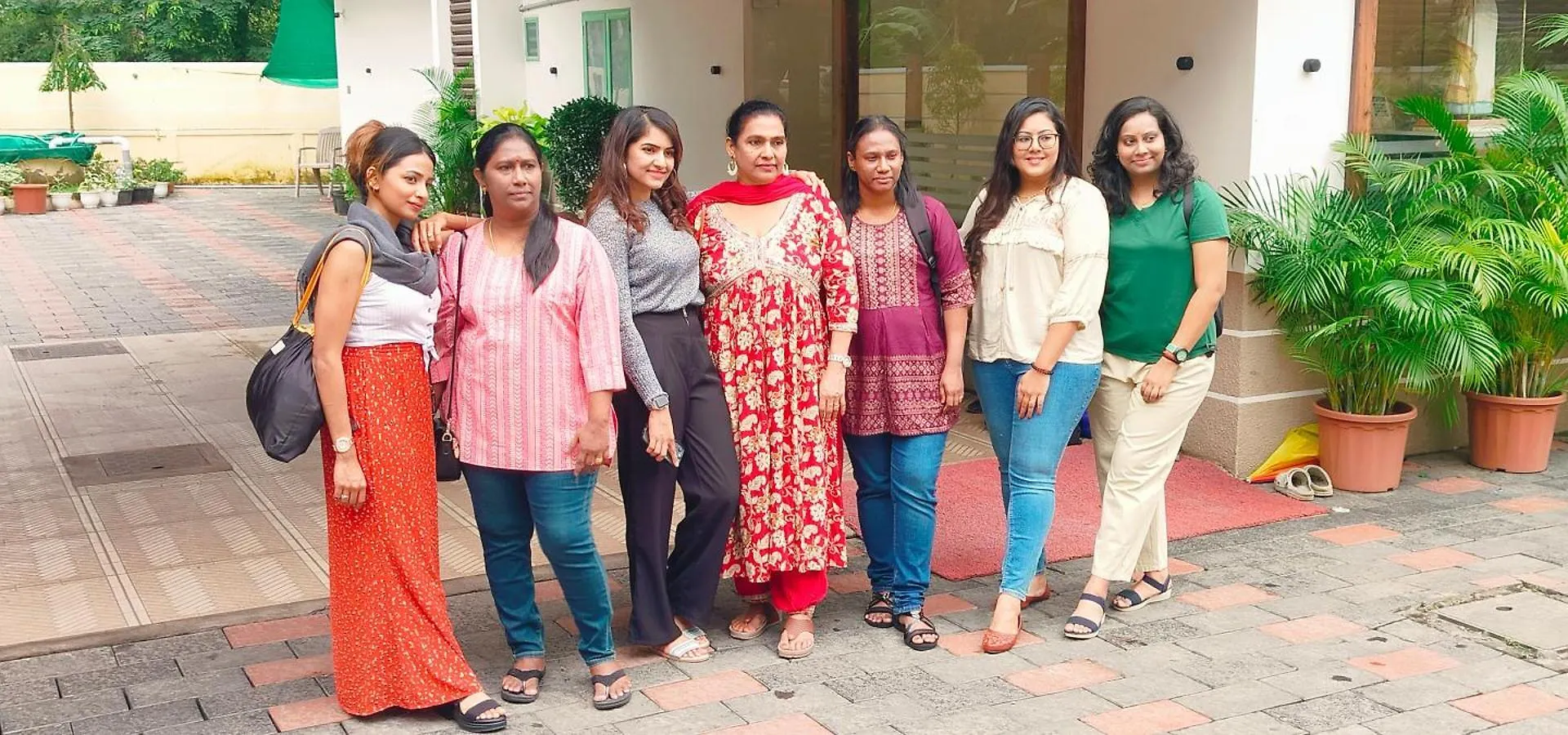 Marina Suites Airport Hotel Kochi 0*,